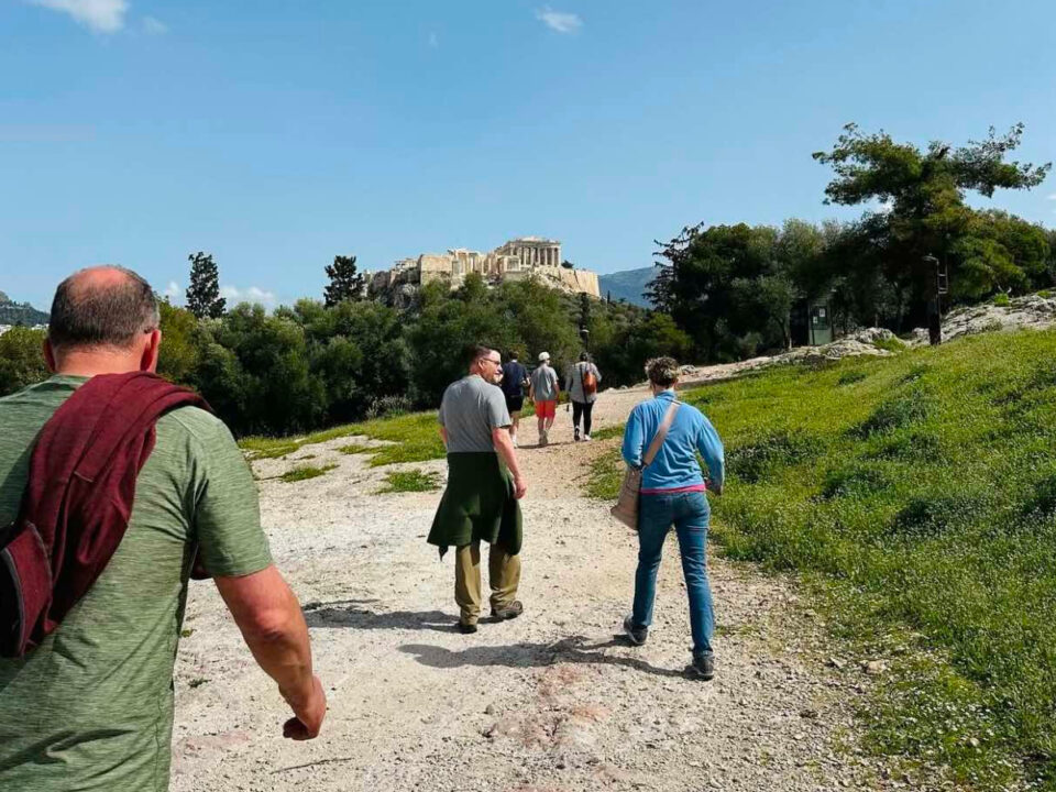 Treasure hunt around Acropolis